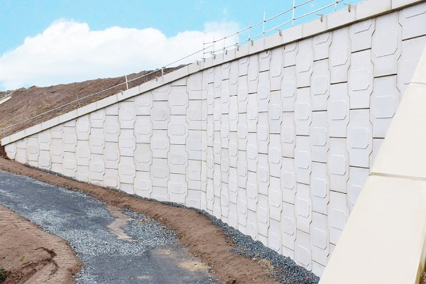 استفاده از پانل بتنی دیوار خاک مسلح برای مقاوم سازی