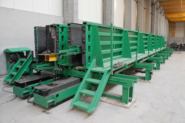 استفاده از قالب برای تولید تیر و ستون پیش ساخته بتنی