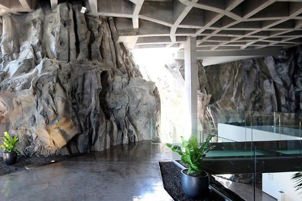 استفاده از کفپوش بتنی اکسپوز در ساخت فضاهای عمومی و لابی ها