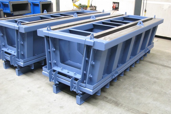 قالب بتن ریزی داکت بتنی پیش ساخته مدل U شکل